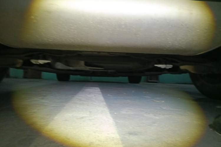 Used Volvo V40 2013 2.0T Zhiya Edition Chassis Rear