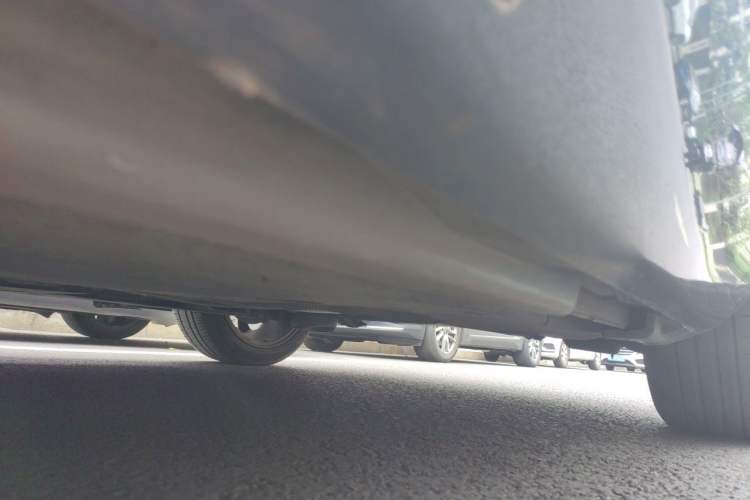 Used Volvo V40 2013 2.0T Zhiya Edition Chassis Rear Left