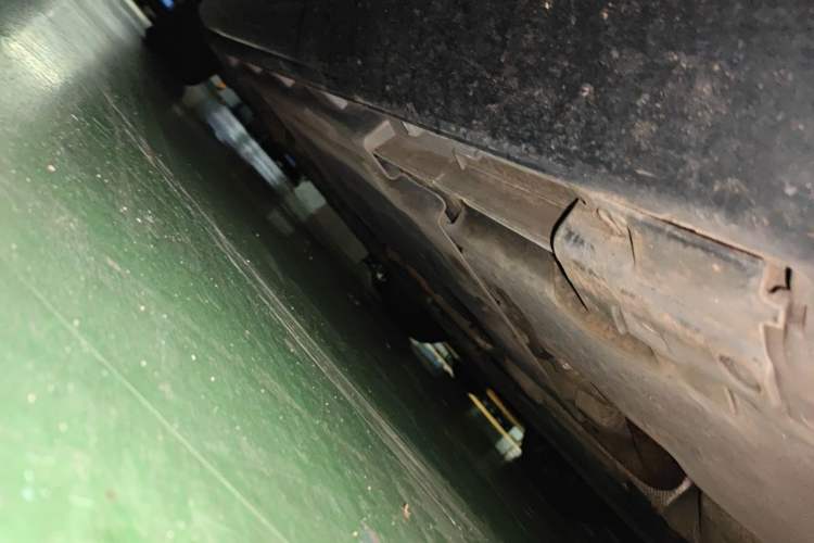 Used Volvo V40 2013 2.0T ZhiShang Version Chassis Rear Left
