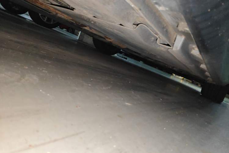 Used Volvo V40 2013 2.0T Zhiya Edition Chassis Rear Right