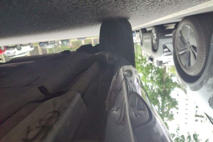 Used Volvo V40 2013 2.0T Zhiya Edition Chassis Rear Right