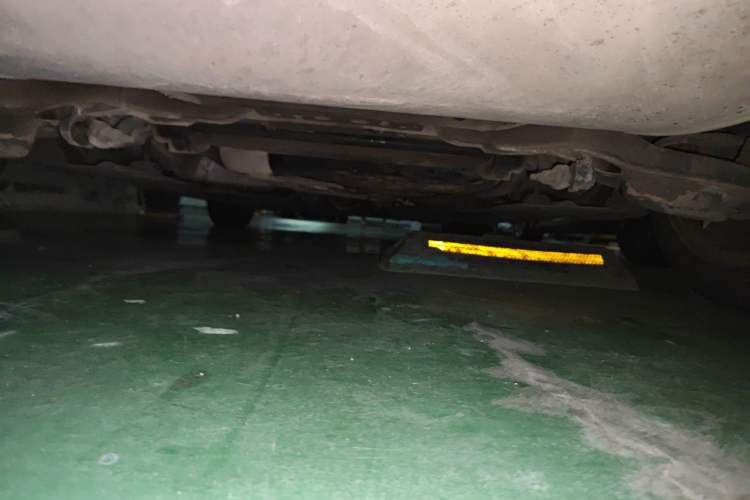 Used Volvo V40 2013 2.0T ZhiShang Version Chassis Rear