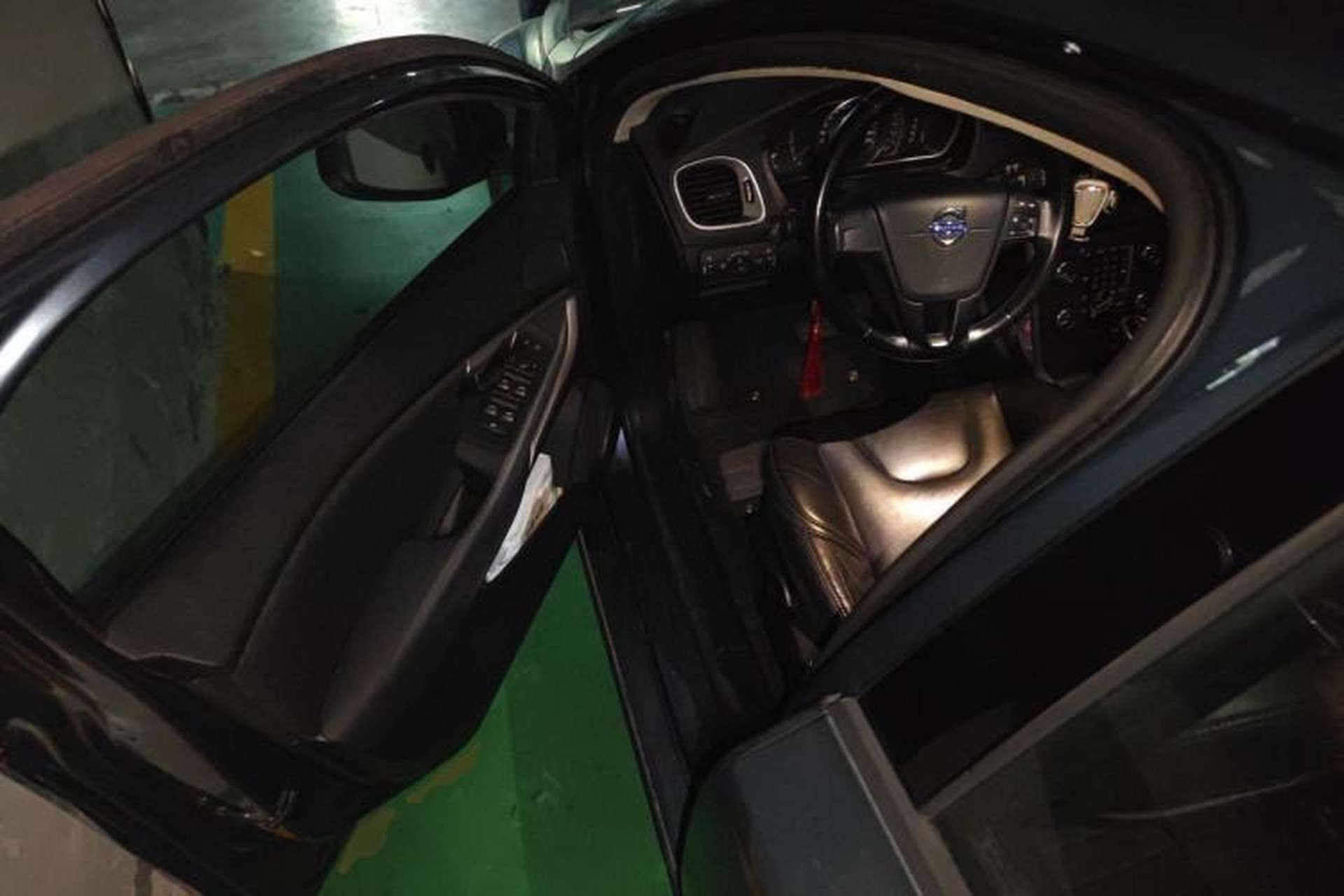 Used Volvo V40 2013 2.0T ZhiShang Version Driver Seat