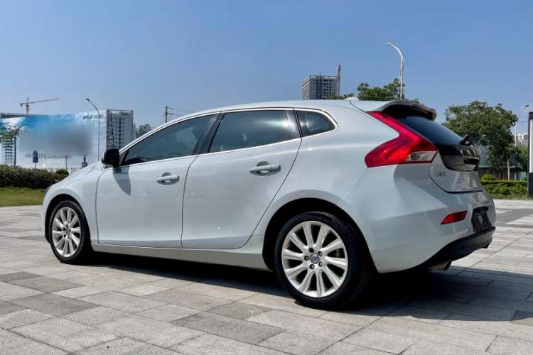 Used Volvo V40 2013 2.0T Zhiya Edition Exterior 1