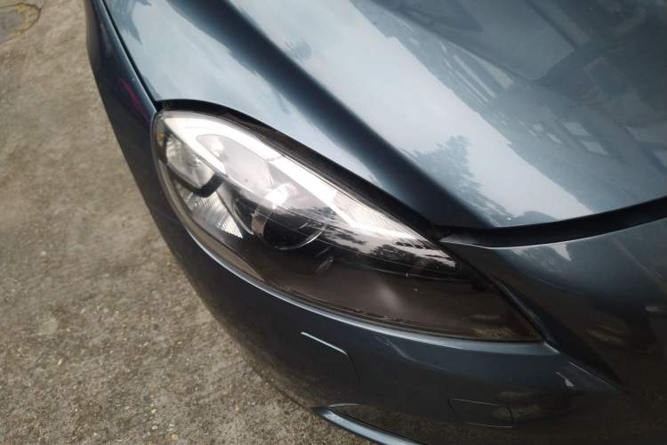 Used Volvo V40 2013 2.0T Zhiya Edition Exterior 1