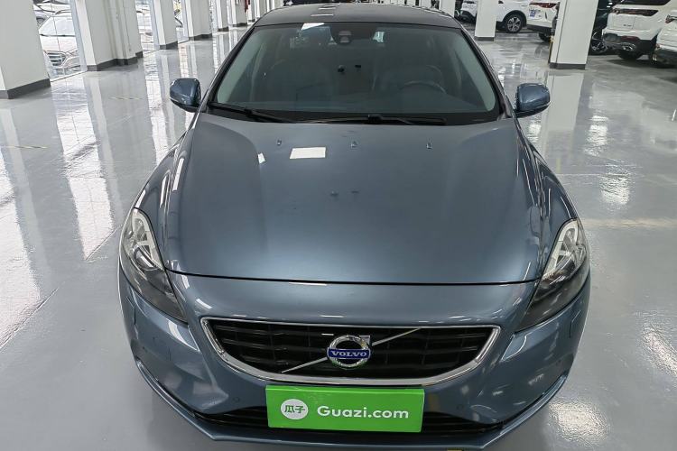 Used Volvo V40 2013 2.0T Zhiya Edition Exterior 3