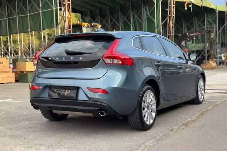 Used Volvo V40 2013 2.0T Zhiya Edition Exterior 3