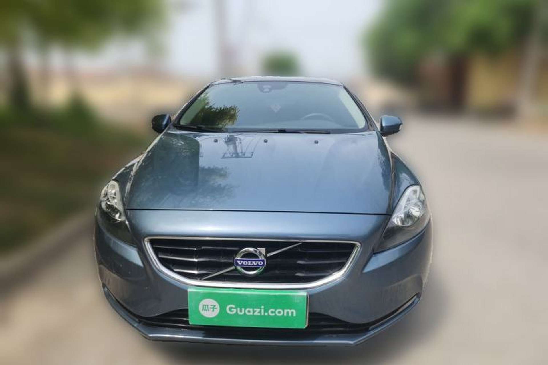 Used Volvo V40 2013 2.0T Zhiyi Edition Front