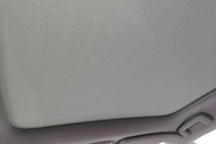 Used Volvo V40 2013 2.0T Zhiya Edition Headliner