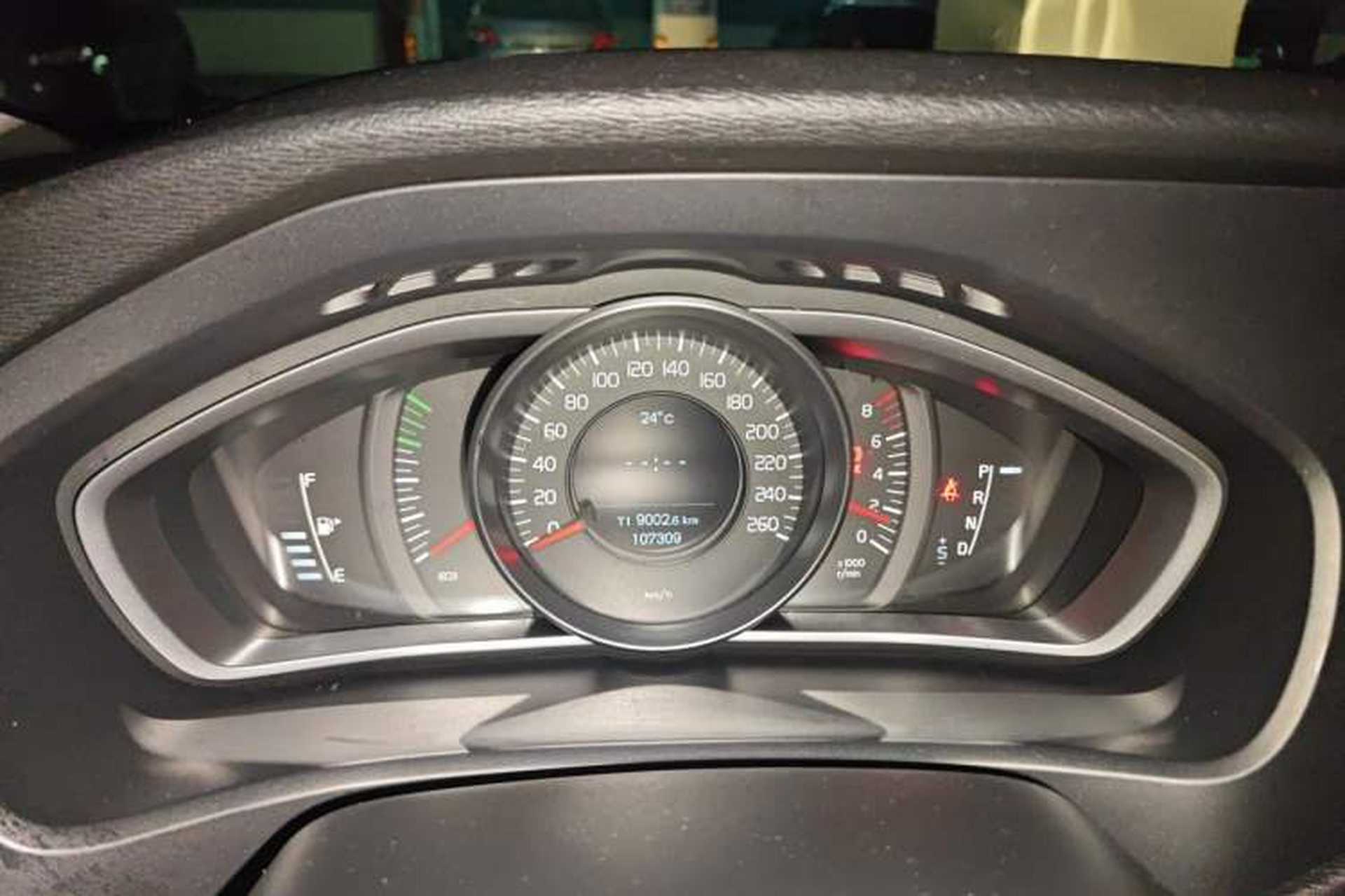 Used Volvo V40 2013 2.0T ZhiShang Version Instrument Cluster