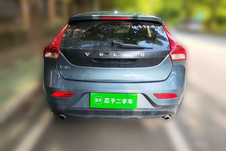 Used Volvo V40 2013 2.0T Zhiya Edition Rear