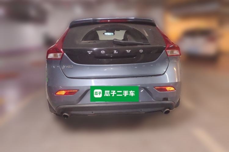 Used Volvo V40 2013 2.0T Zhiyi Edition Rear
