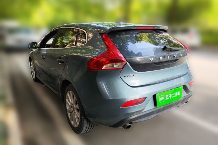 Used Volvo V40 2013 2.0T Zhiya Edition Rear Left 45 Deg