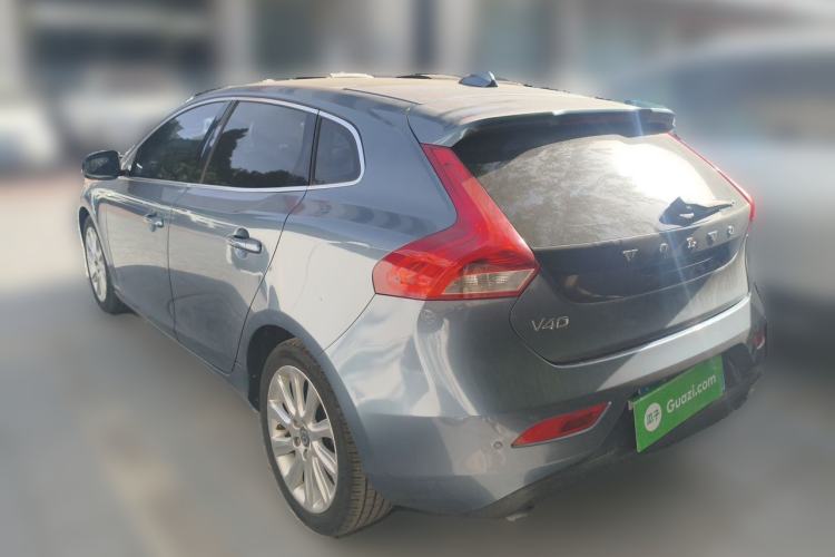 Used Volvo V40 2013 2.0T Zhiya Edition Rear Left 45 Deg