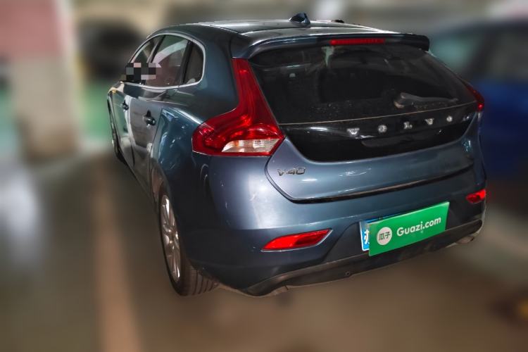 Used Volvo V40 2013 2.0T Zhiya Edition Rear Left 45 Deg