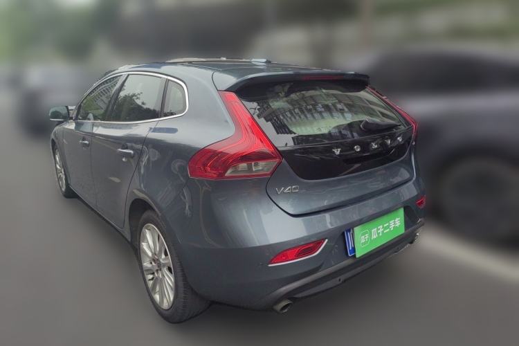 Used Volvo V40 2013 2.0T Zhiya Edition Rear Left 45 Deg