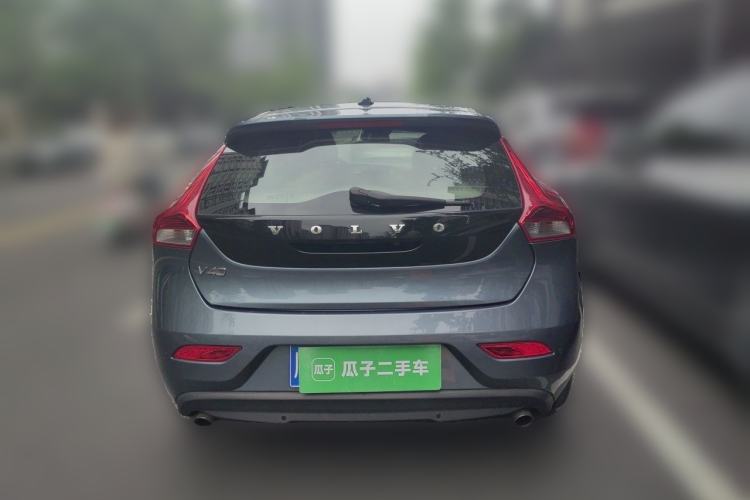 Used Volvo V40 2013 2.0T Zhiya Edition Rear