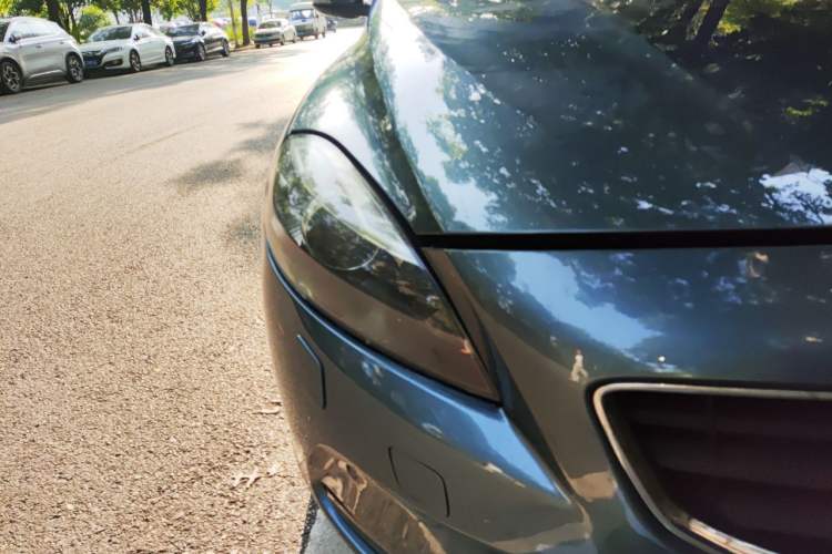 Used Volvo V40 2013 2.0T Zhiya Edition Right Front Headlight
