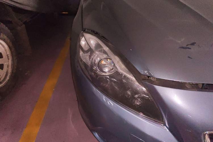 Used Volvo V40 2013 2.0T Zhiyi Edition Right Front Headlight