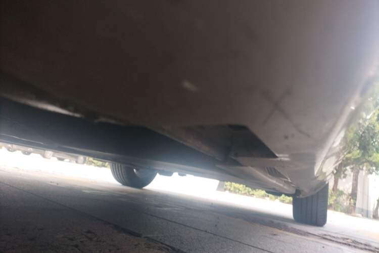 Used Volvo V40 2013 2.0T Zhiya Edition Chassis Front Left