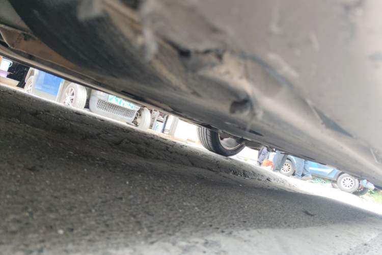 Used Volvo V40 2013 2.0T Zhiya Edition Chassis Front Left