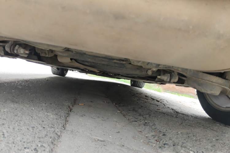 Used Volvo V40 2013 2.0T Zhiya Edition Chassis Rear