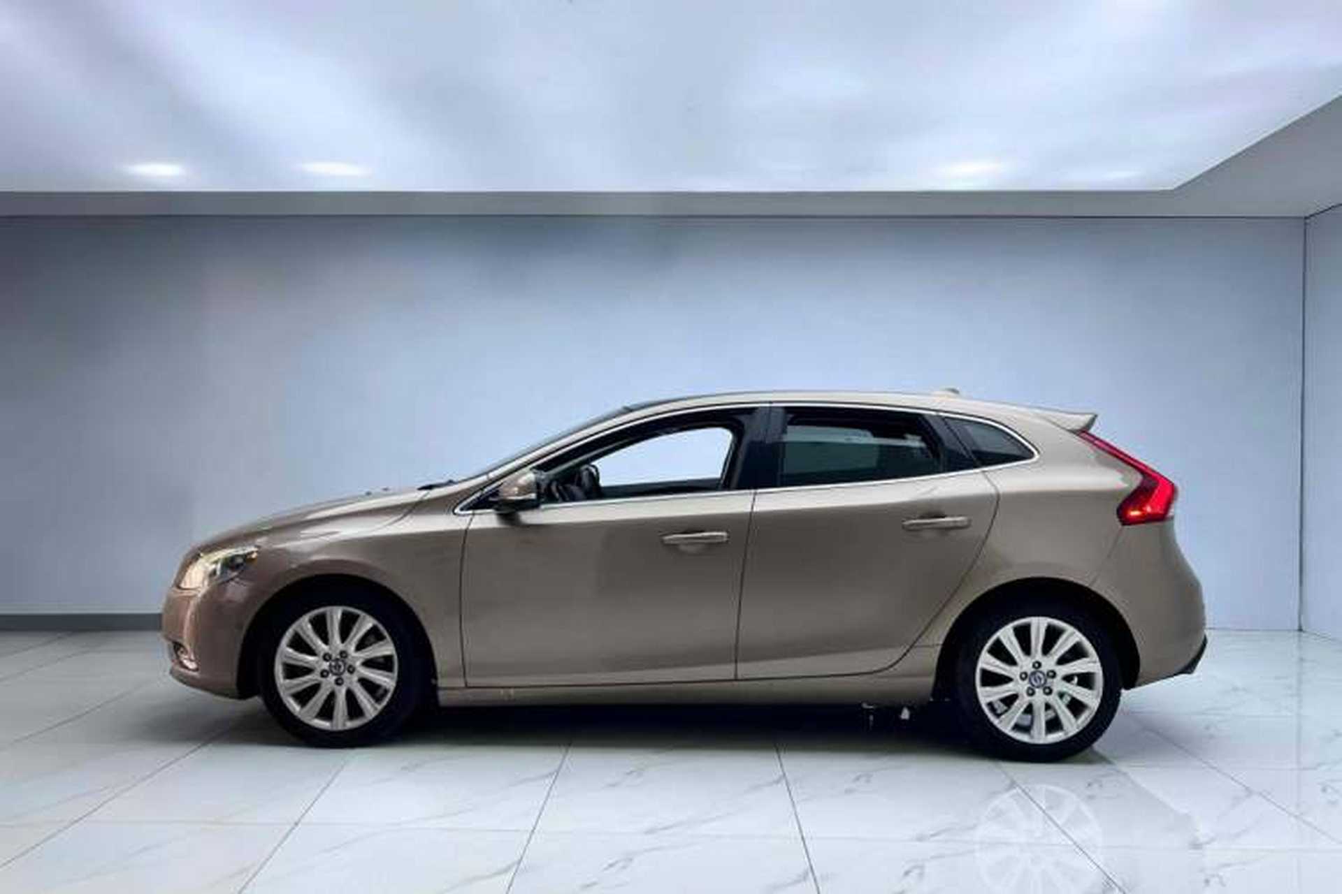 Used Volvo V40 2013 2.0T Zhiya Edition Exterior 3