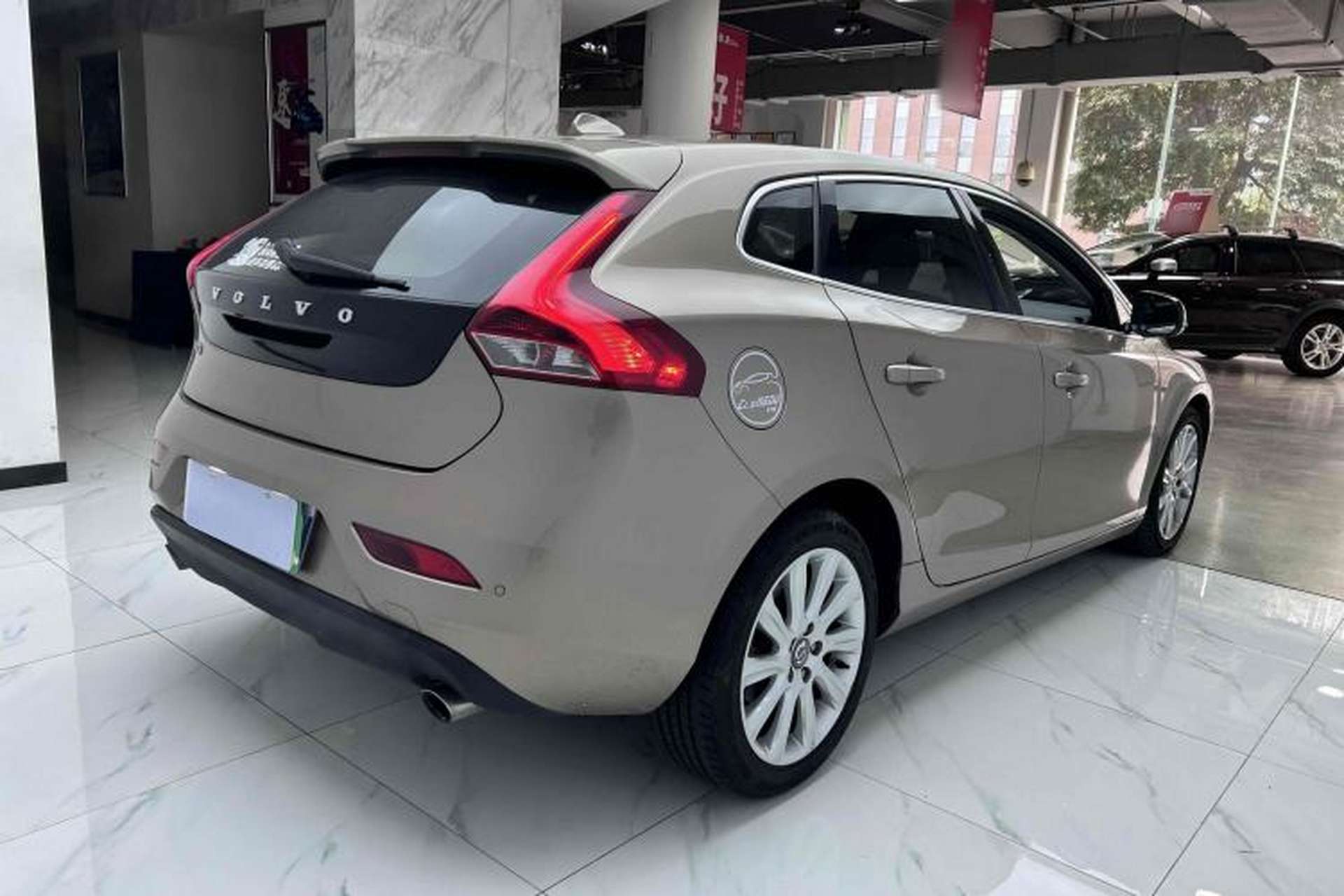 Used Volvo V40 2013 2.0T Zhiya Edition Exterior 6