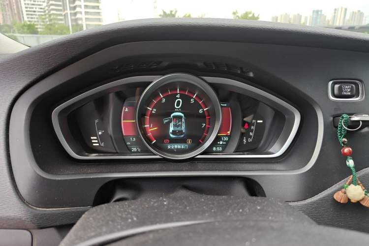 Used Volvo V40 2013 2.0T Zhiya Edition Instrument Cluster