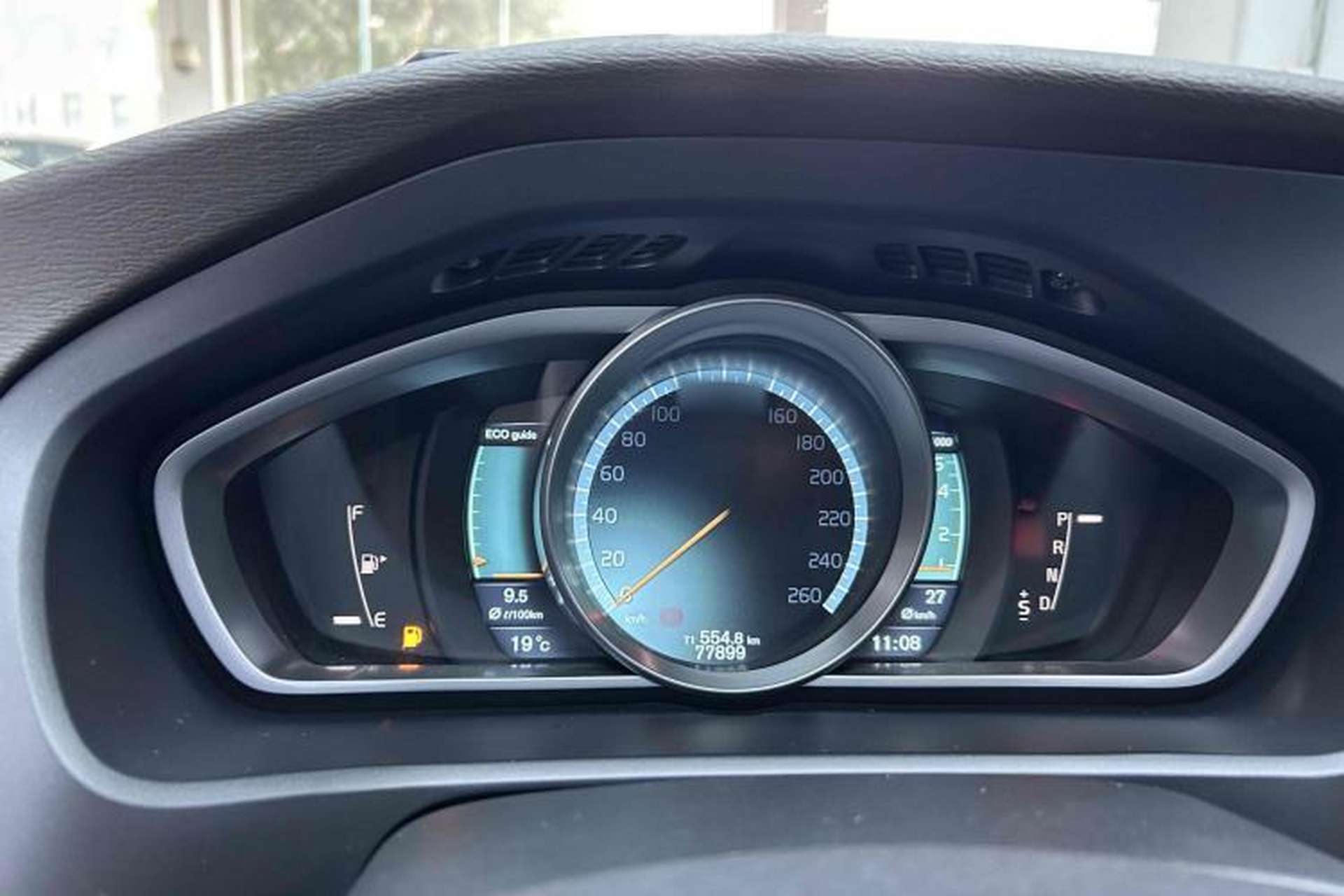 Used Volvo V40 2013 2.0T Zhiya Edition Instrument Cluster