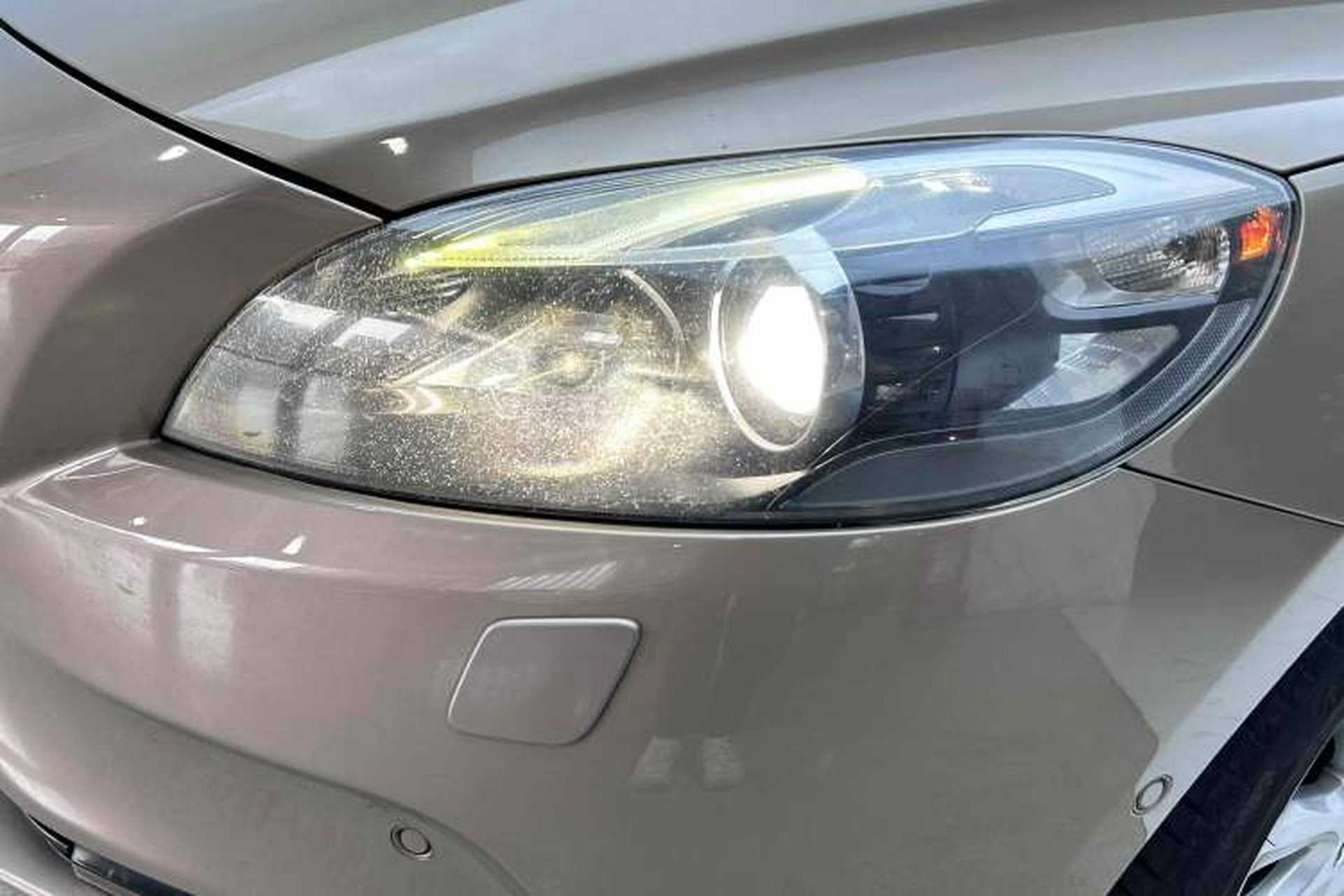 Used Volvo V40 2013 2.0T Zhiya Edition Left Front Headlight