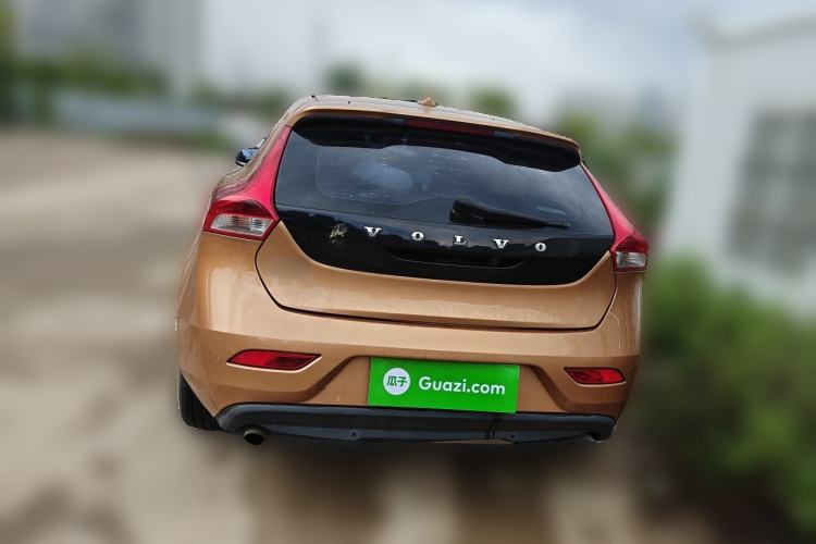 Used Volvo V40 2013 2.0T Zhiya Edition Rear
