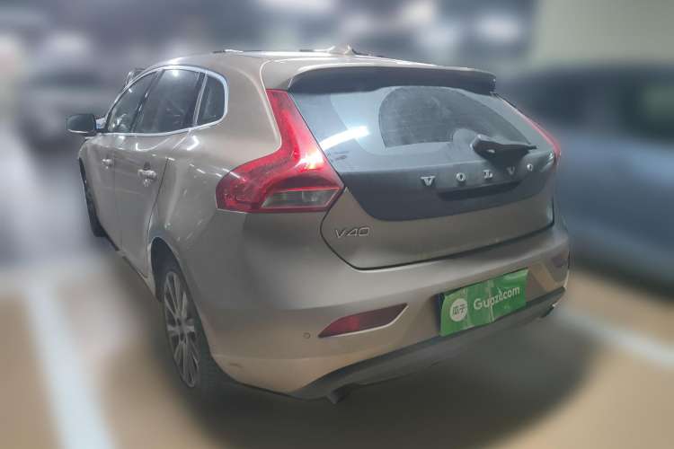 Used Volvo V40 2013 2.0T Zhiya Edition Rear Left 45 Deg