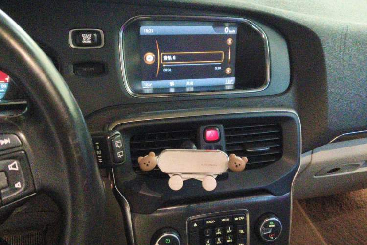 Used Volvo V40 2013 2.0T Zhiya Edition Audio And AC Panel