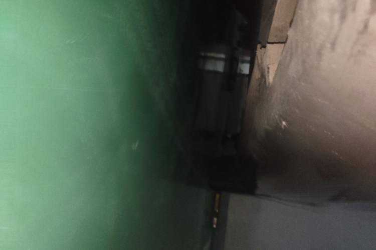Used Volvo V40 2013 2.0T Zhiya Edition Chassis Front Left