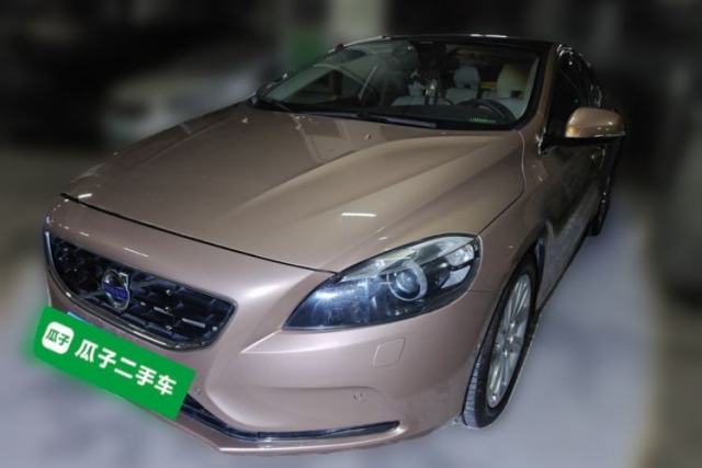 Used Volvo V40 2013 2.0T Zhiya Edition