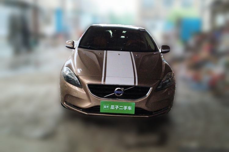 Used Volvo V40 2013 2.0T Zhiya Edition Front