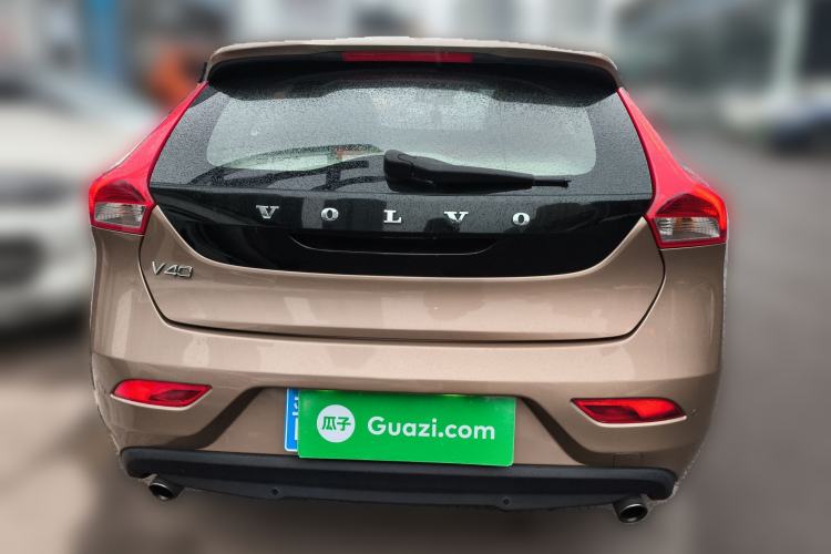 Used Volvo V40 2013 2.0T Zhiya Edition Rear