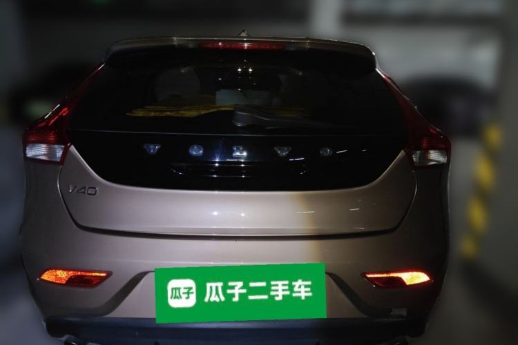 Used Volvo V40 2013 2.0T Zhiya Edition Rear