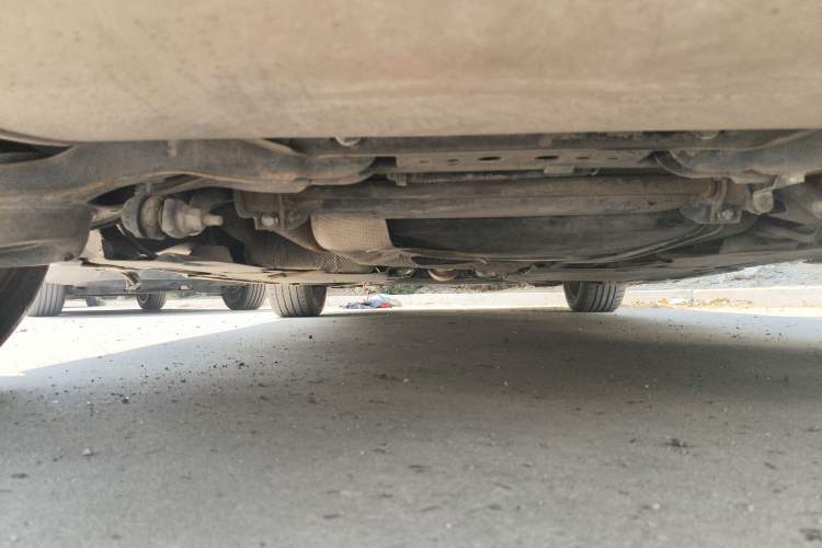 Used Volvo V40 2013 2.0T Zhiya Edition Chassis Rear