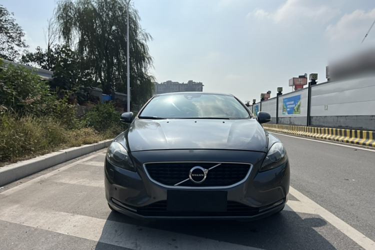 Used Volvo V40 2013 2.0T Zhiya Edition Exterior 1