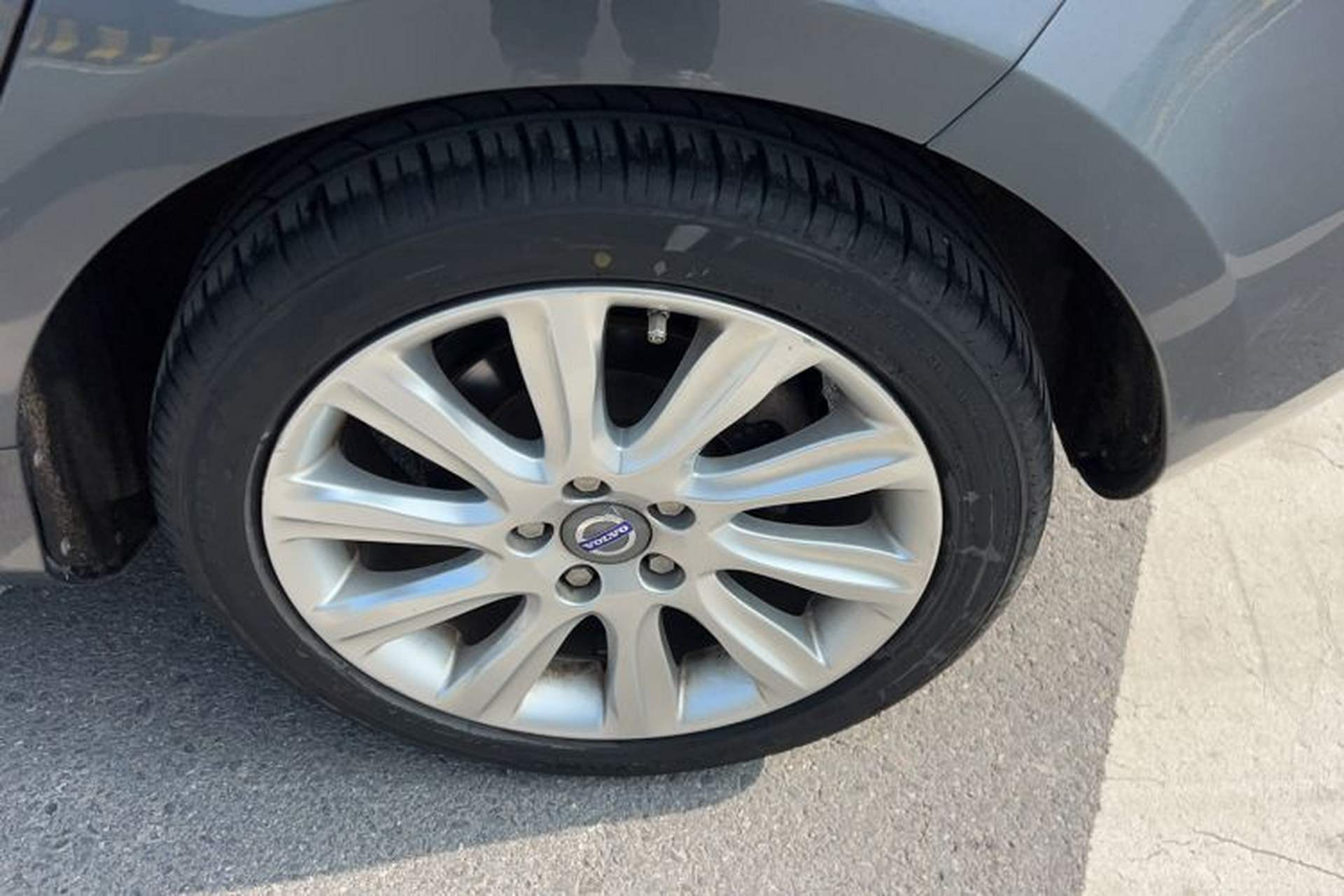 Used Volvo V40 2013 2.0T Zhiya Edition Exterior 6