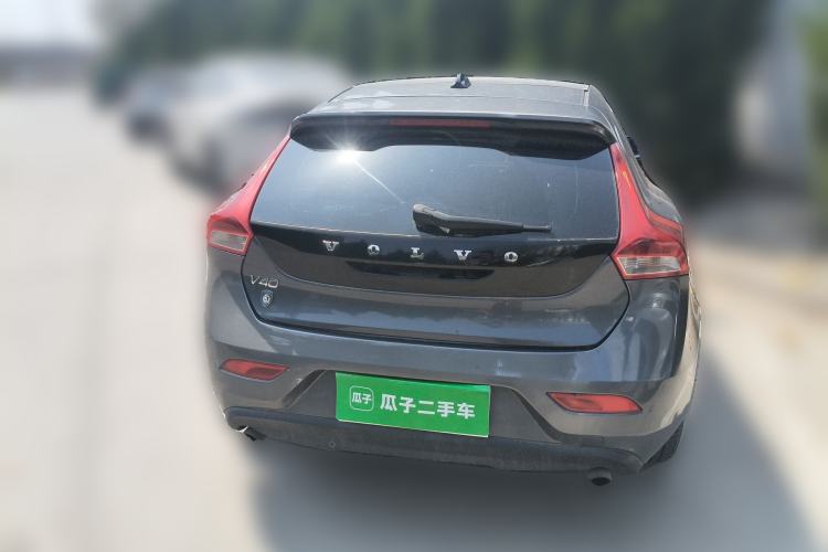 Used Volvo V40 2013 2.0T Zhiya Edition Rear