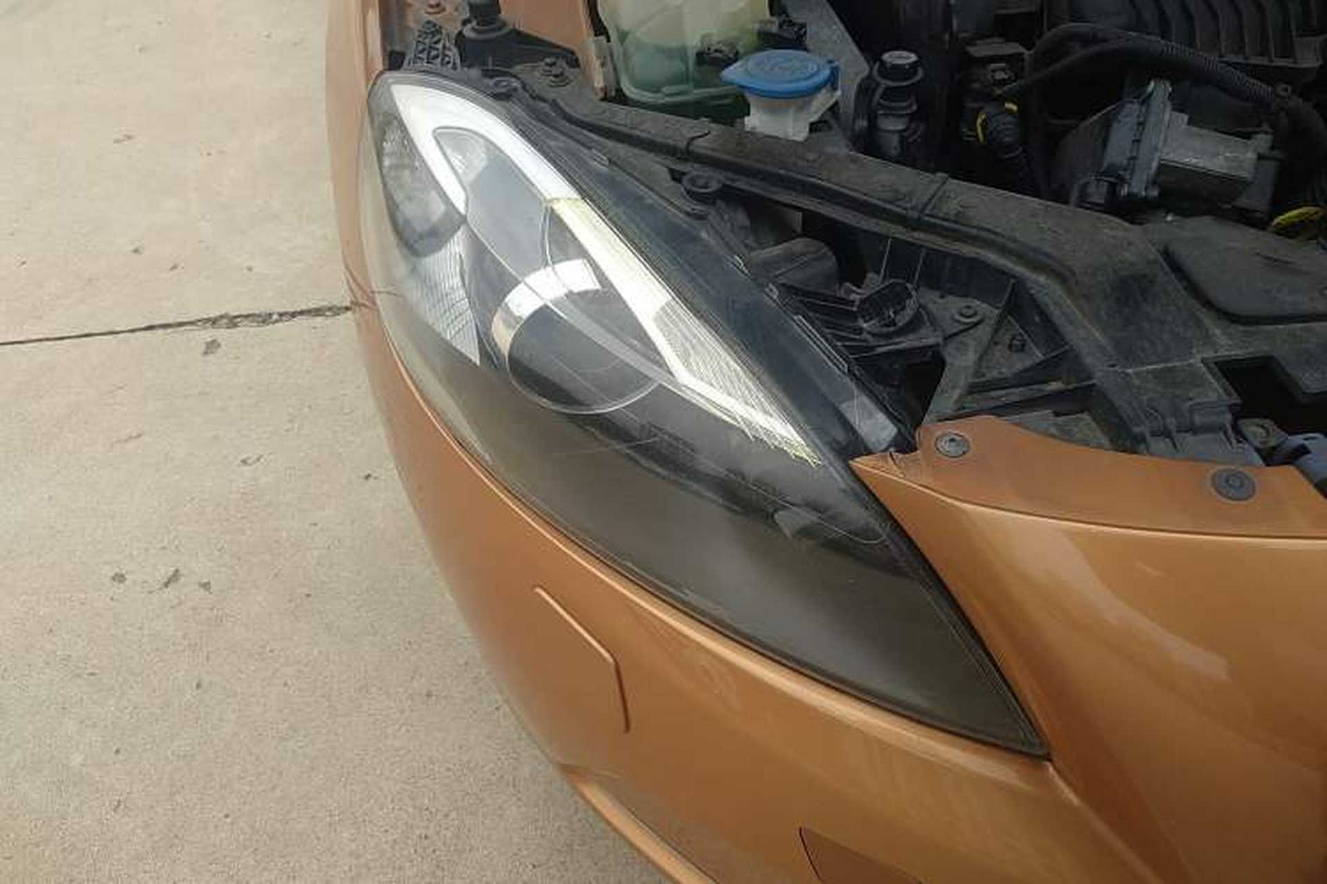 Used Volvo V40 2013 2.0T Zhiya Edition Right Front Headlight