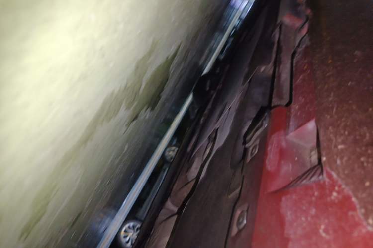 Used Volvo V40 2013 2.0T Zhiya Edition Chassis Rear Left