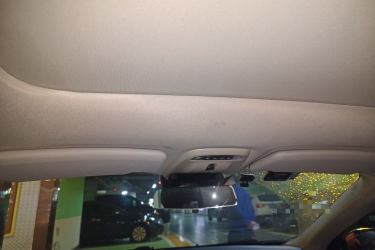 Used Volvo V40 2013 2.0T Zhiya Edition Headliner