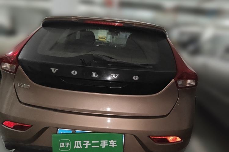 Used Volvo V40 2013 2.0T Zhiya Edition Rear
