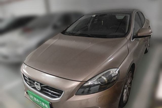 Used Volvo V40 2013 2.0T Zhiya Edition