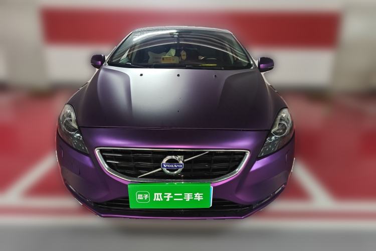 Used Volvo V40 2013 2.0T Zhiya Edition Front