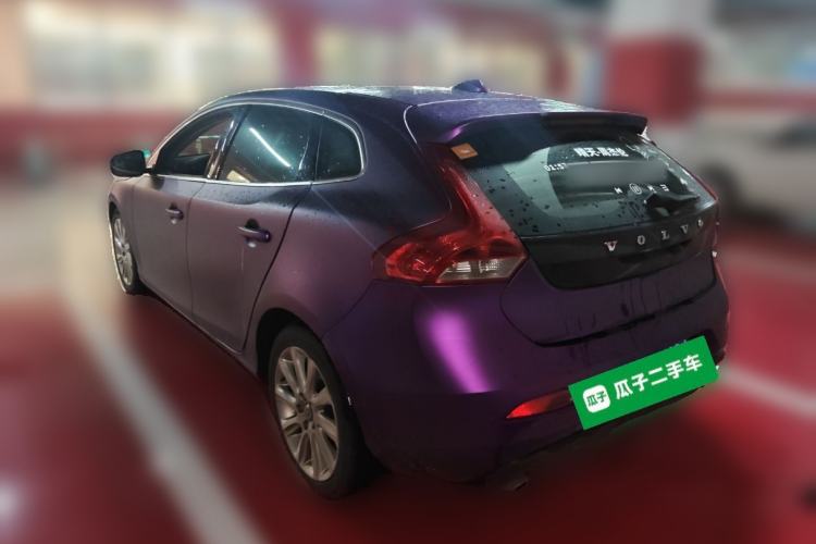Used Volvo V40 2013 2.0T Zhiya Edition Rear Left 45 Deg